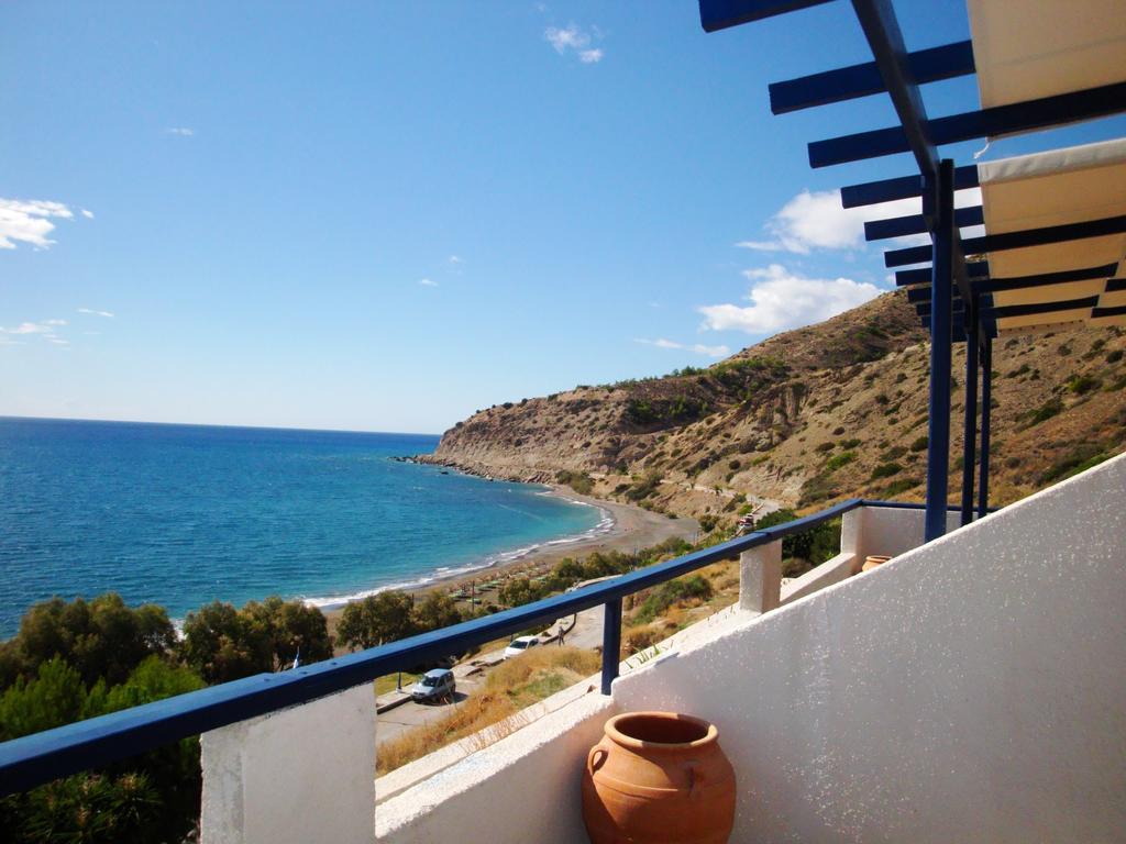 Big Blue Apartments Myrtos Chambre photo